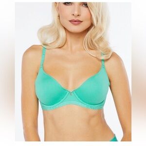 NWT Savage X Fenty Bra Size 32C in Green